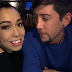 Meet your Posher, Mark zuri